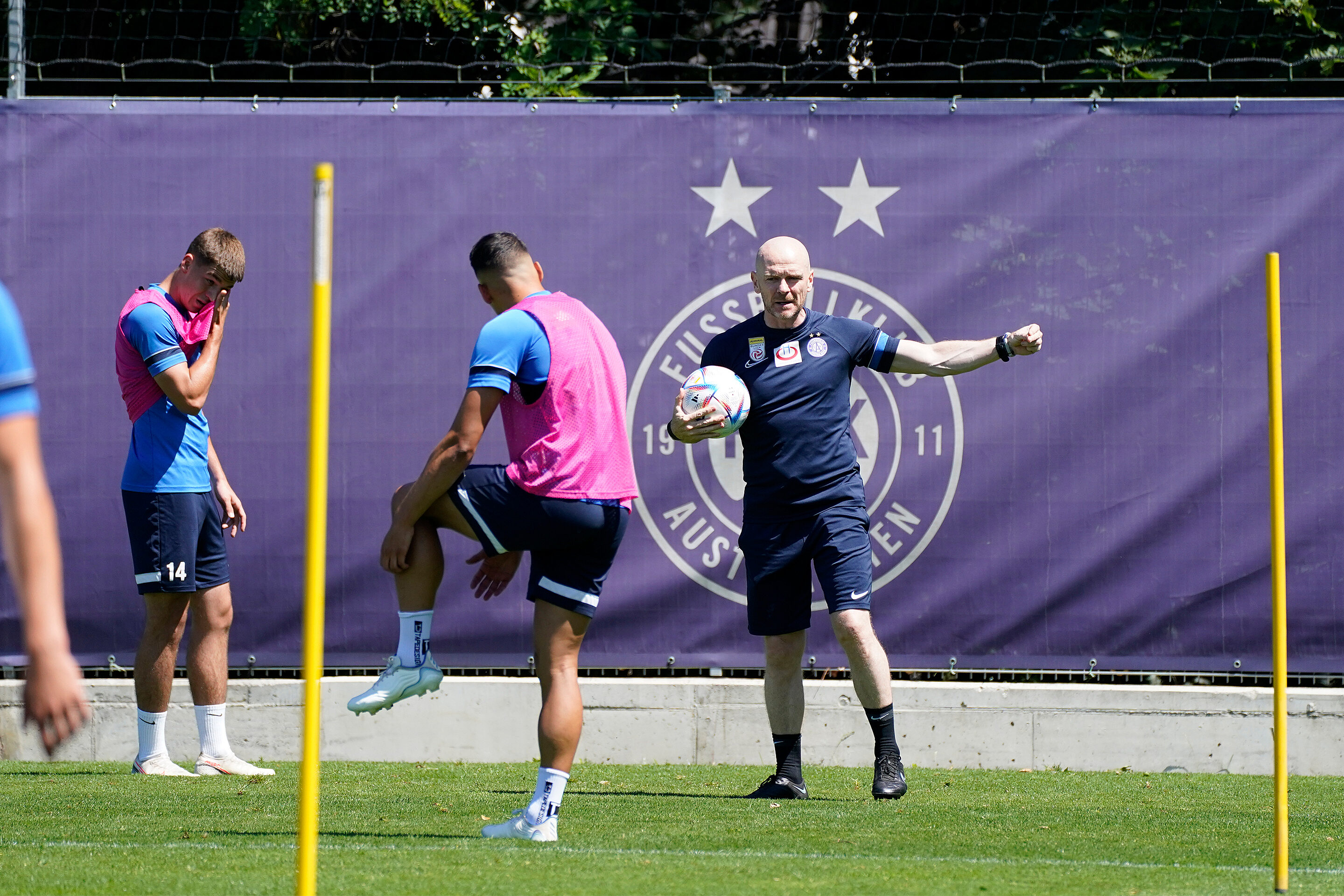 Trainingsauftakt 13