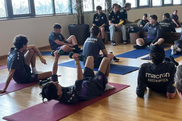 Special Violets Kraftkammer