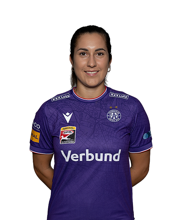 24 Yvonne Weilharter