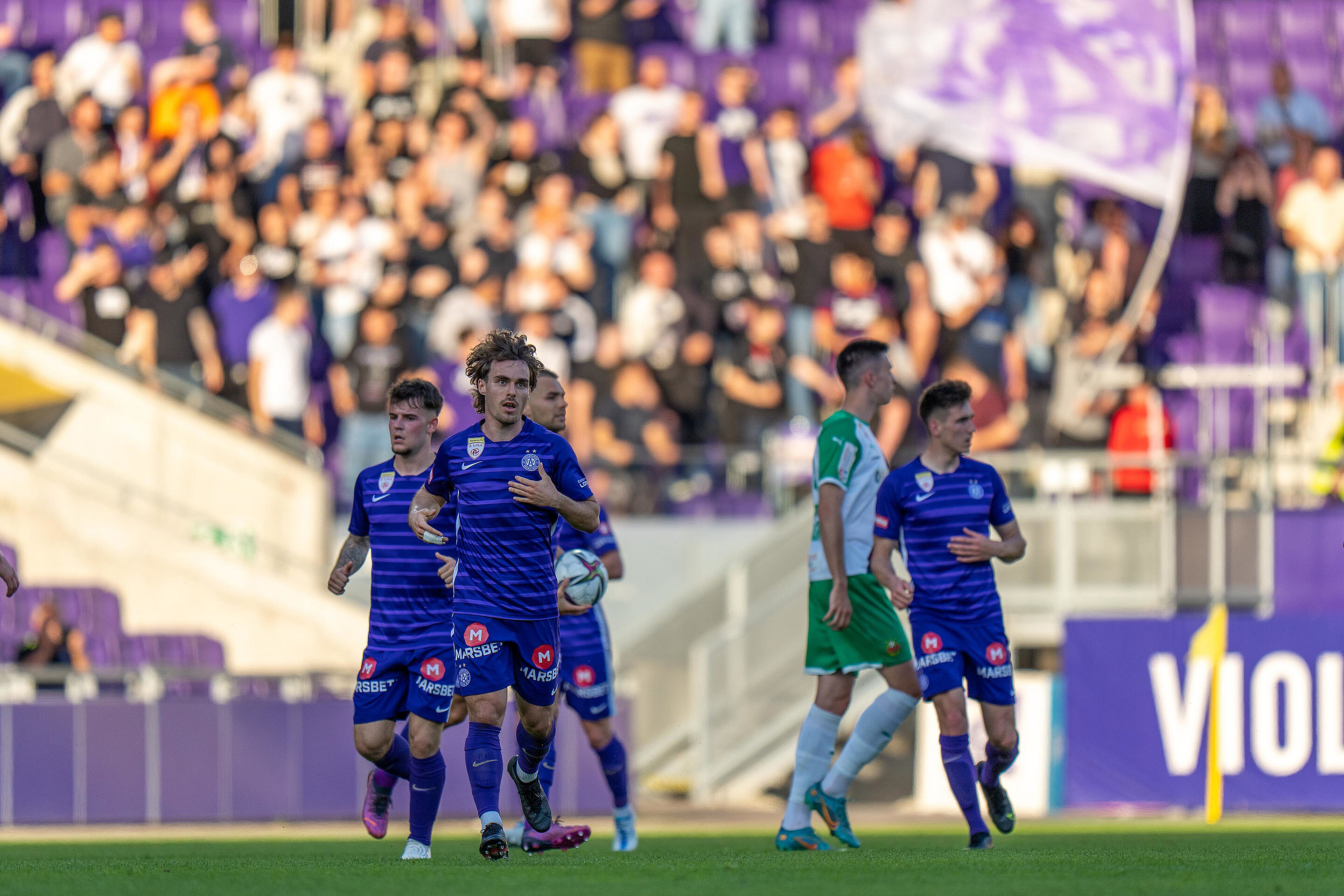 Flo Fischerauer und Fans Kleines Derby