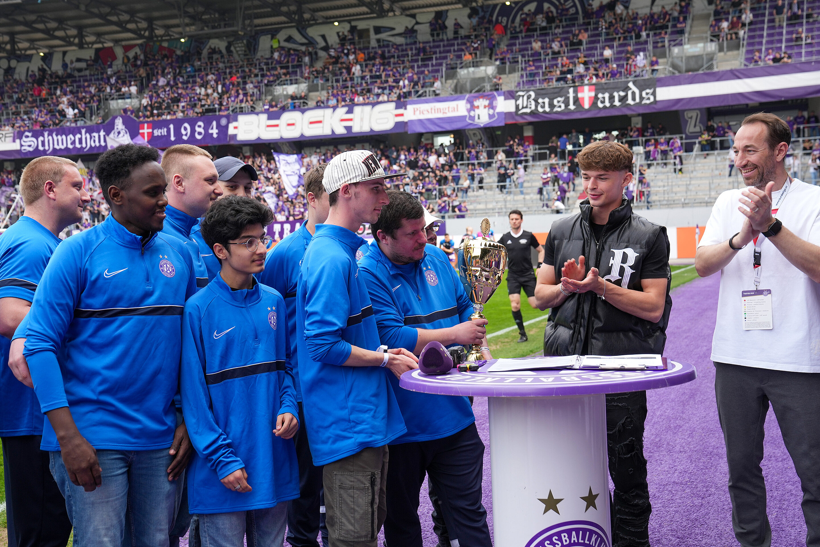 Special Violets Huskovic