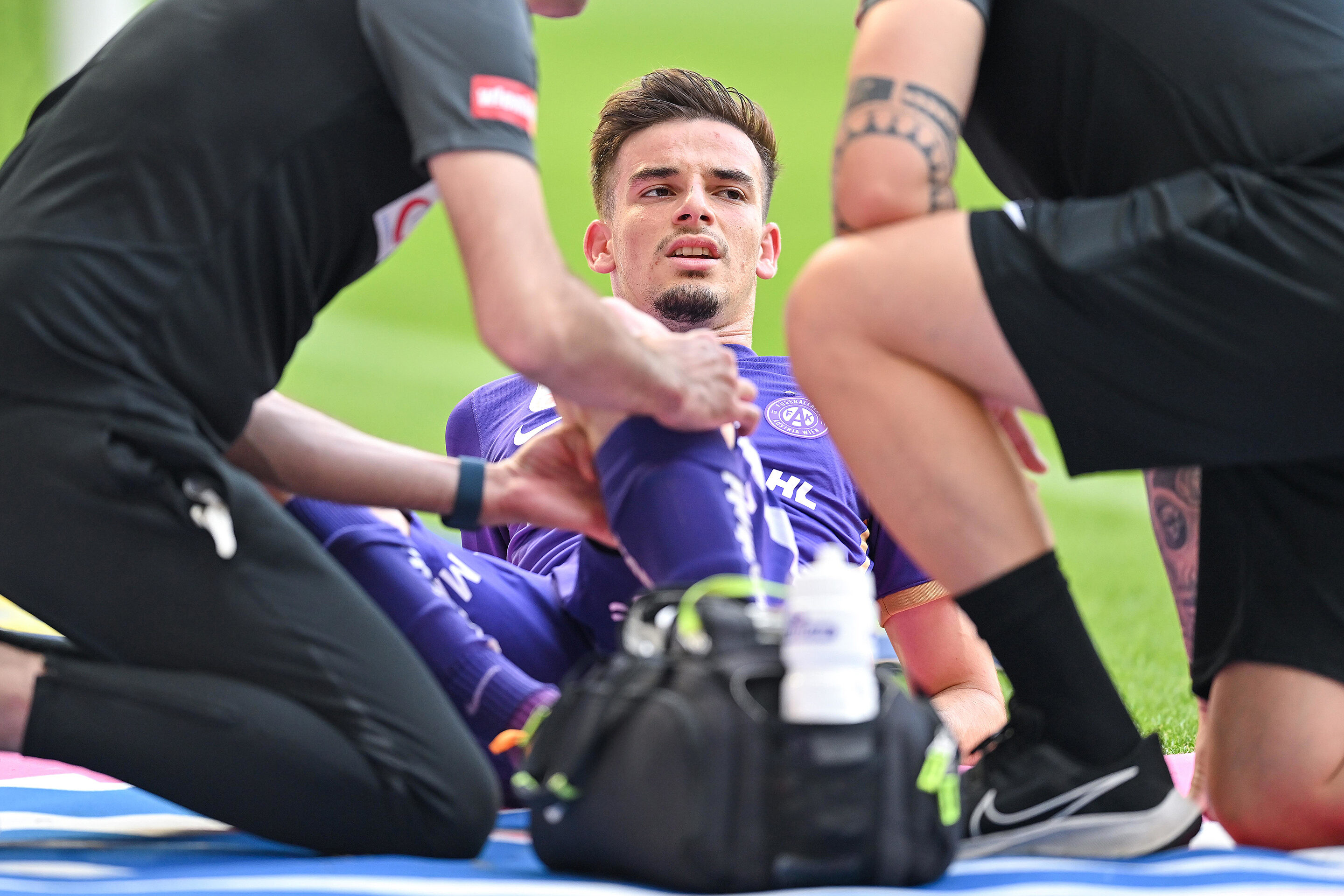 Leidner Kreuzbandriss