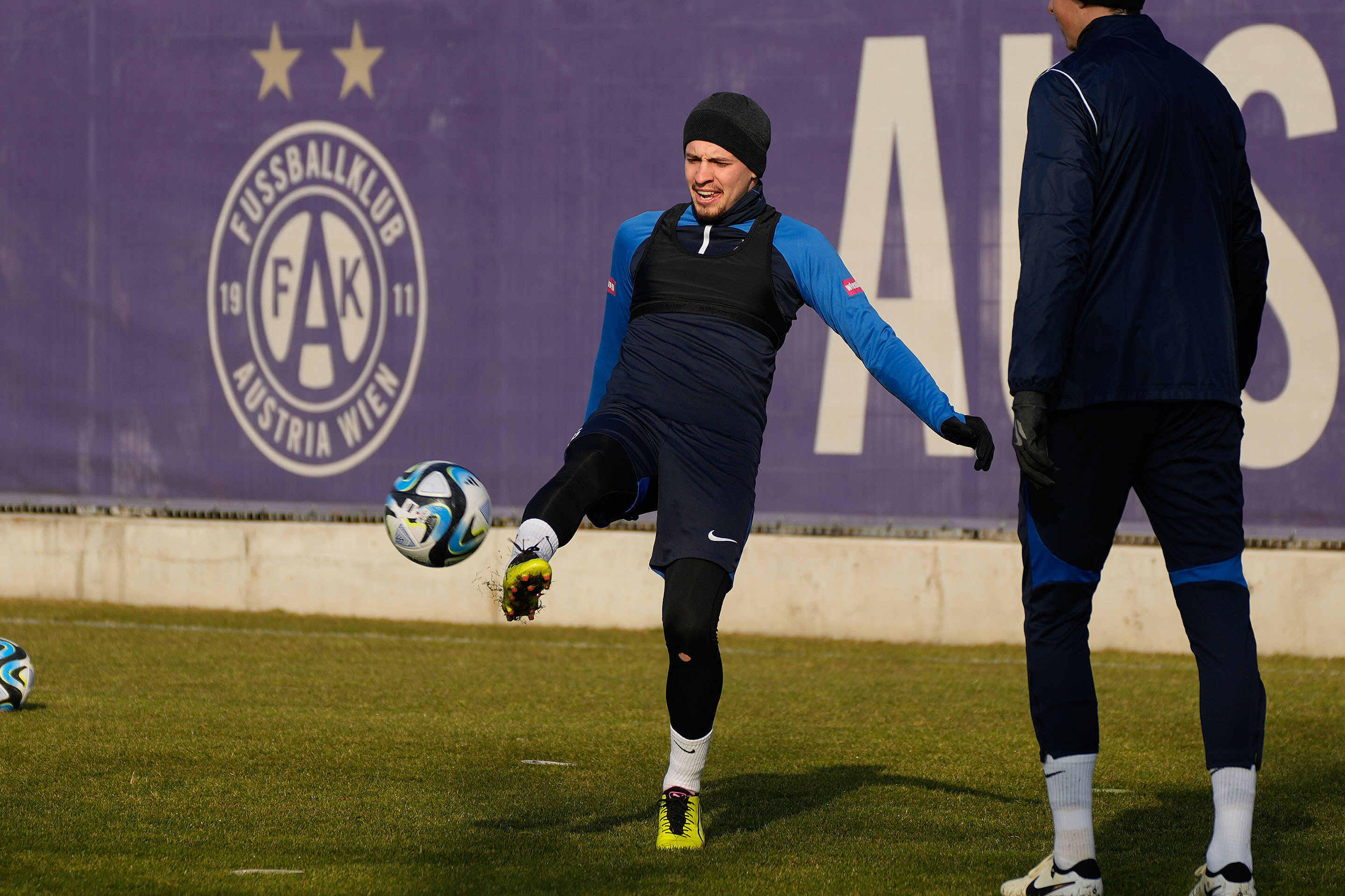 Dominik F Itz Training