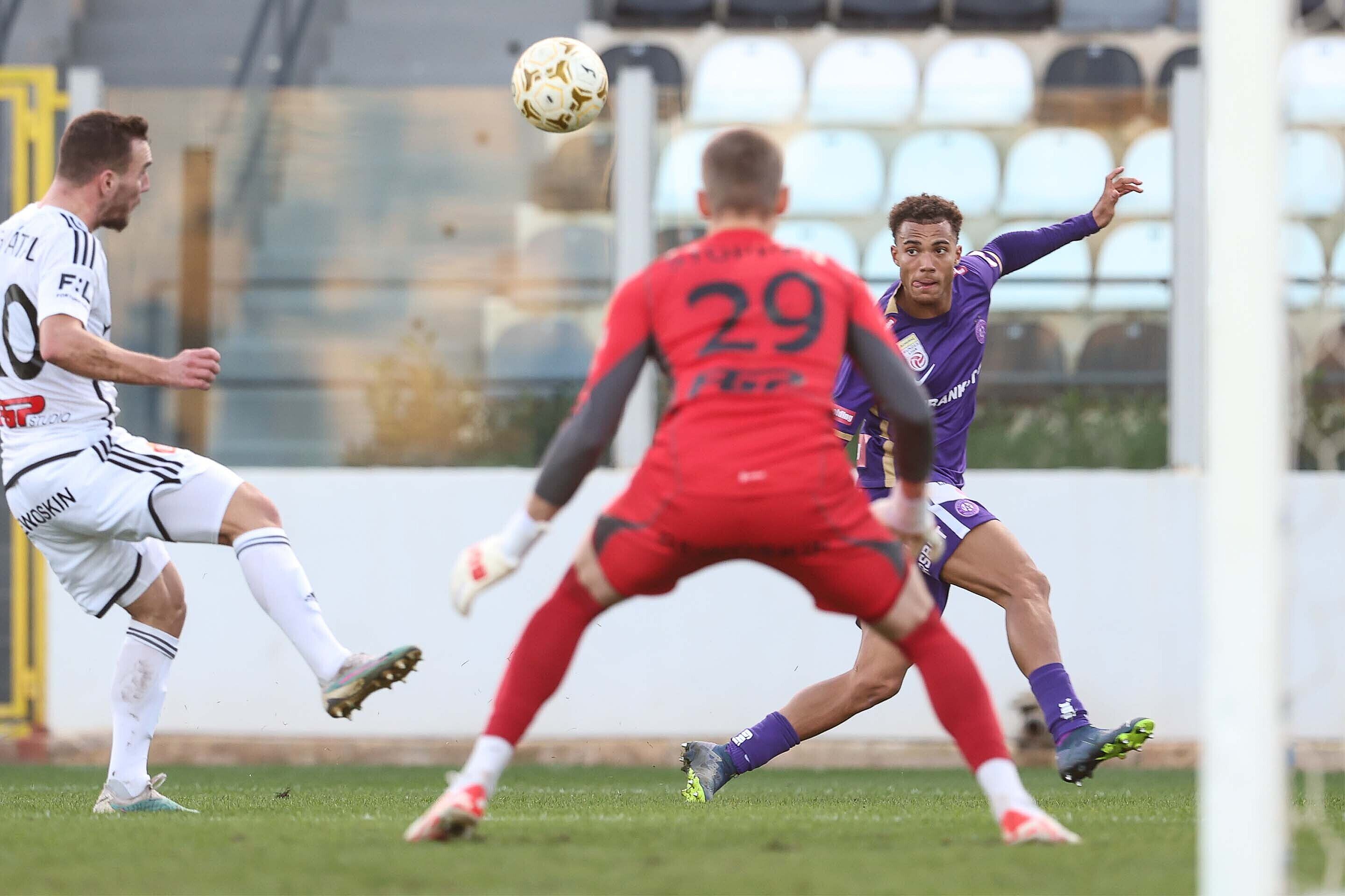 Polster Spielbericht