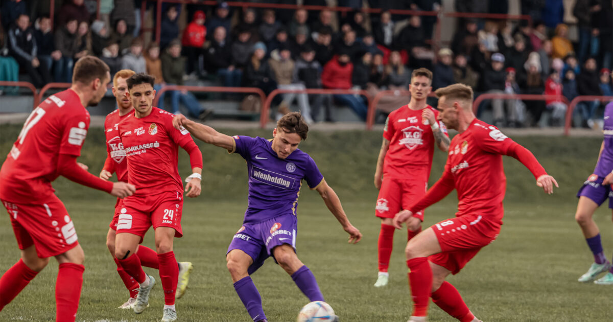 Stephan Helm’s Young Violets Face Tough Away Game: Match Recap and Analysis