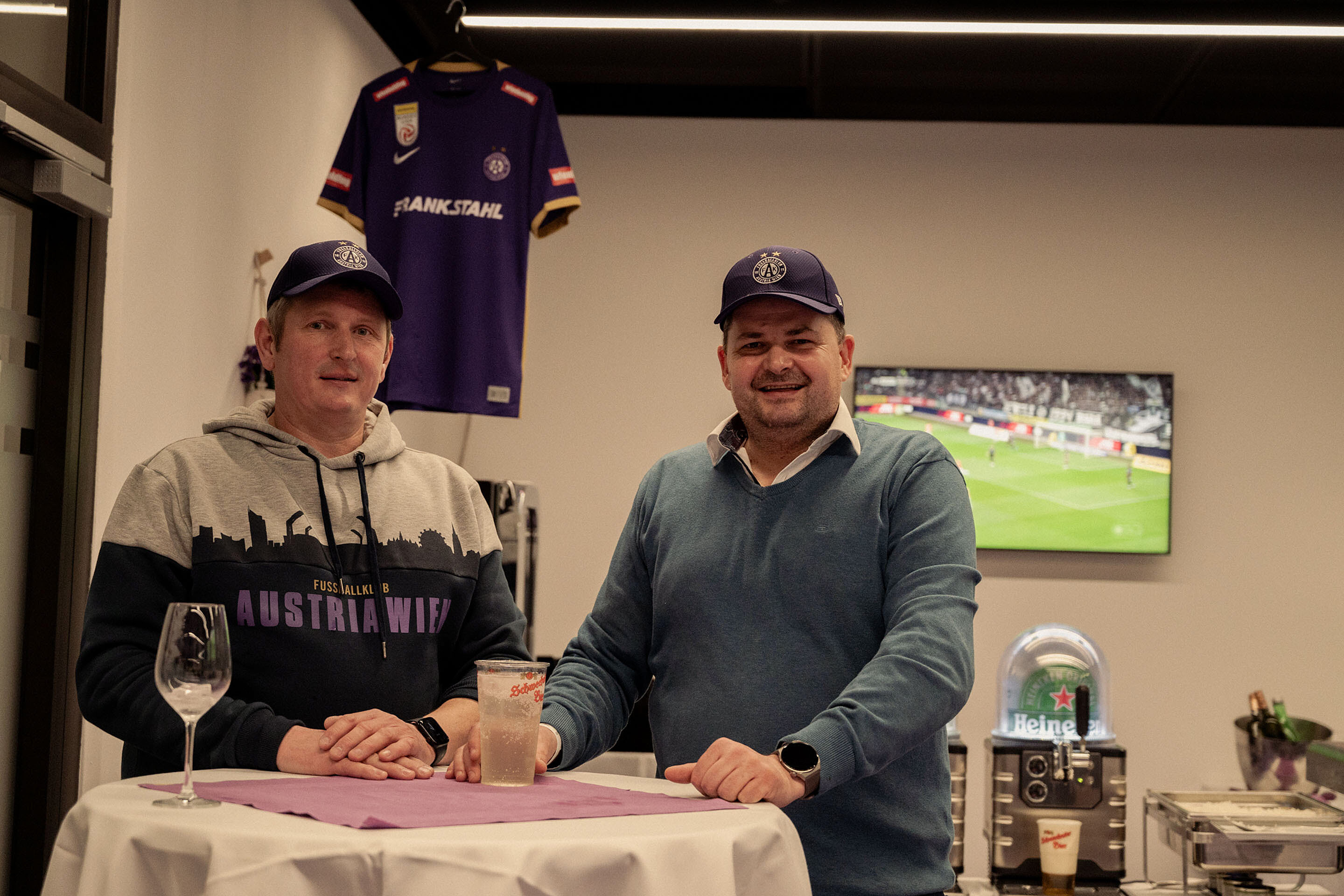 Veilchen Lounge Titelbild