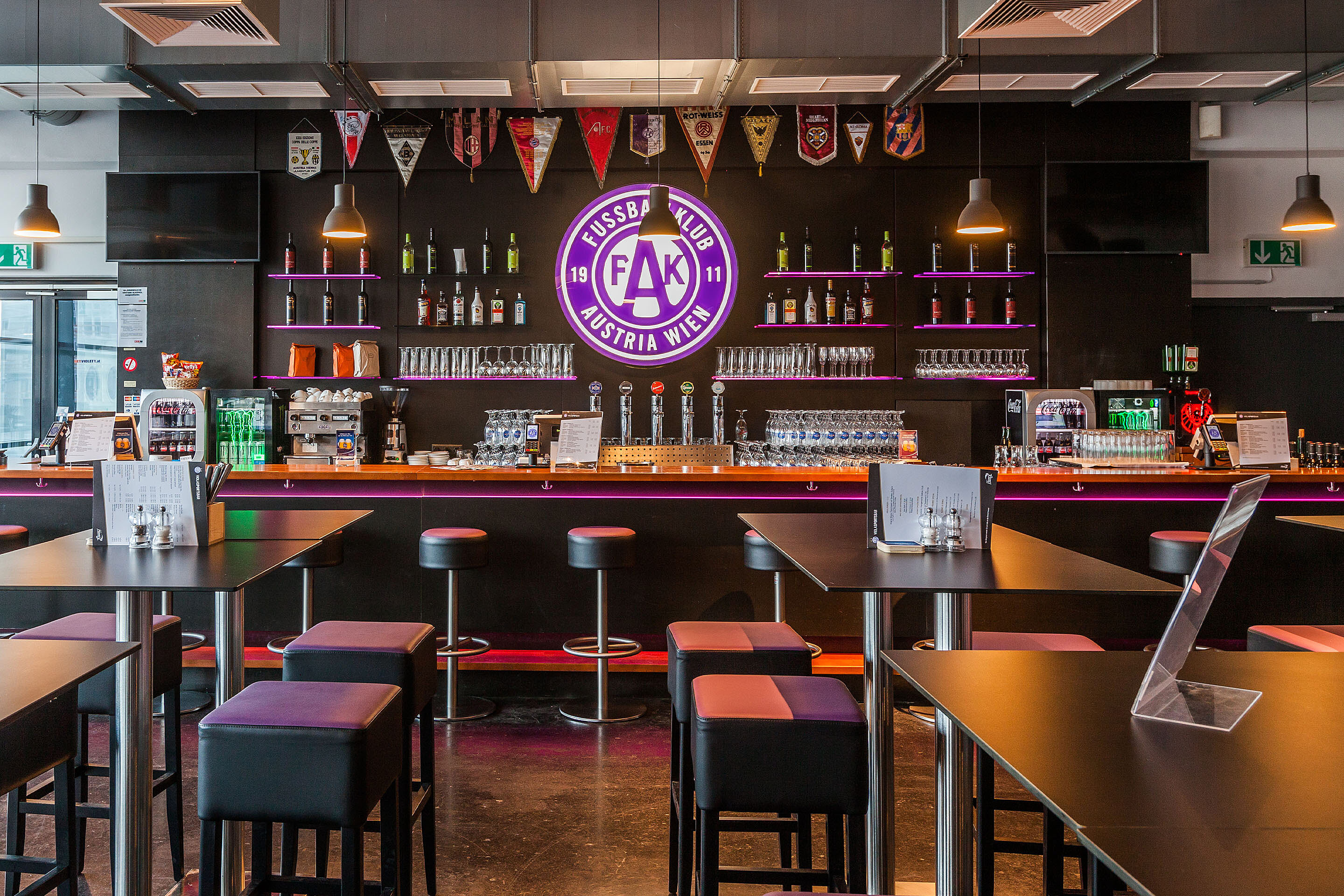 Viola Pub Soft Opening