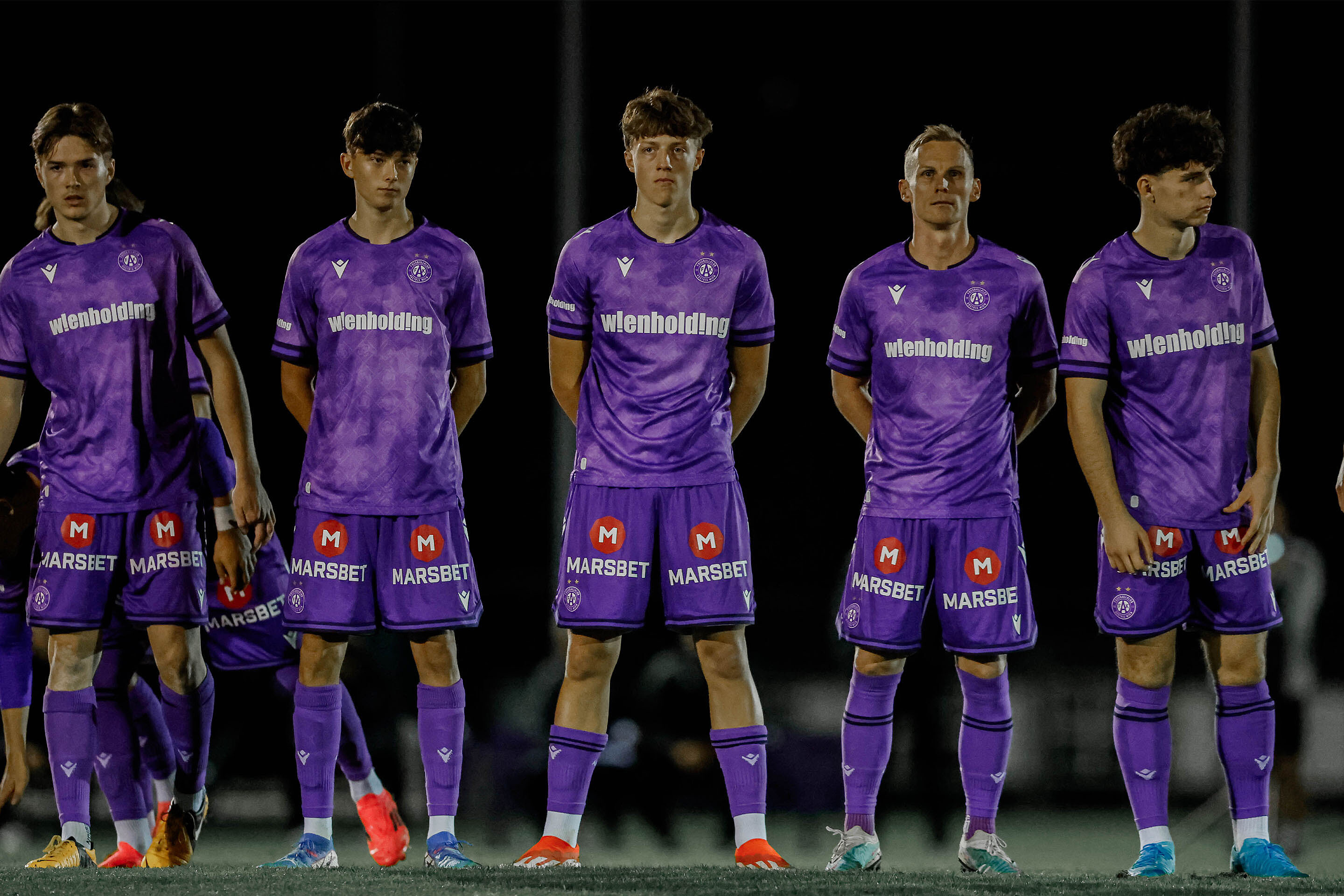 Violets vor Kremser SC