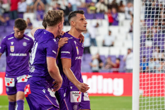 Manfred Fischer jubelt über seinen Treffer gegen Ried