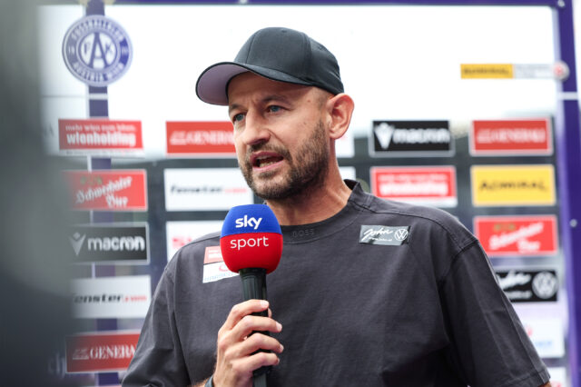 Stephan Helm vor Ried