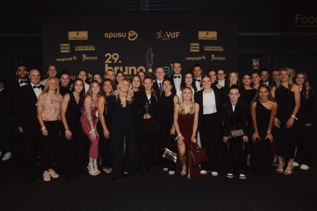 Das Austria Wien Frauenteam bei der Bruno Gala
