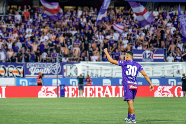 Manfred Fischer vor den Austria-Fans