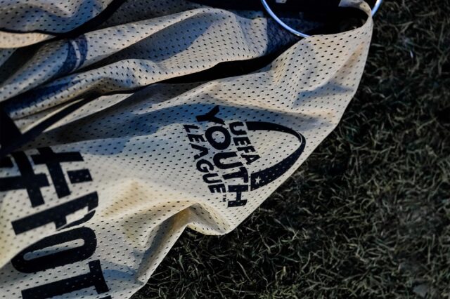 Überziehleiberl UEFA Youth League