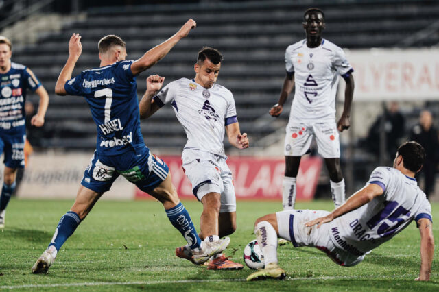 Manfred Fischer im Zweikampf mit Elias Havel