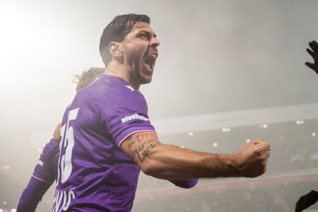 Aleks Dragovic jubelt