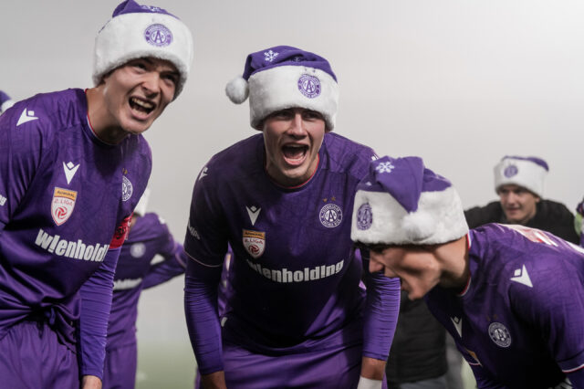 Nico Wojnar, Vali Toifl und Bruno Jerabek beim Jubeln