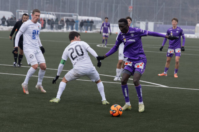 Abubakr Barry gegen Donaufeld