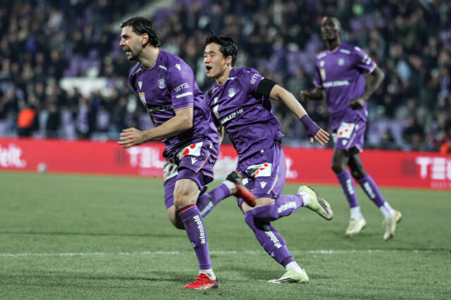 Aleksandar Dragović und Taeseok Lee jubeln