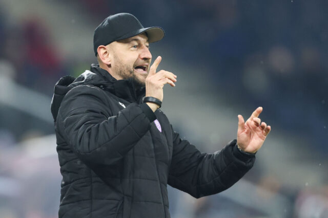 Stephan Helm vor Derby