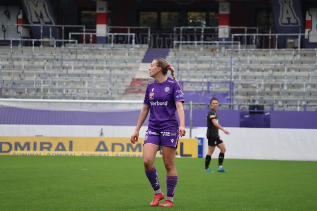 Lena Triendl beim Match