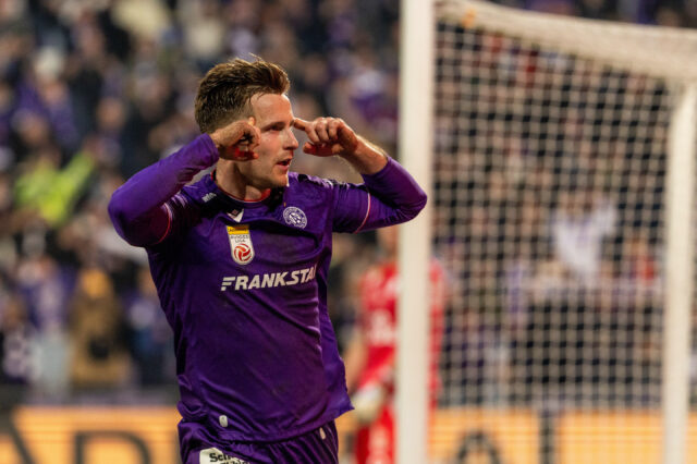 Jojo Eggestein jubelt in der Generali-Arena