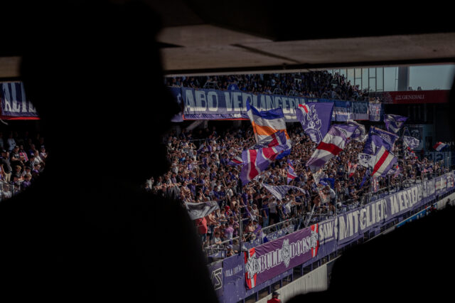 Fans Ost Tribüne