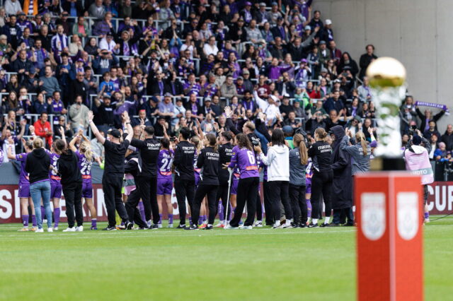 Jubel der Frauen am Sport-Club-Platz