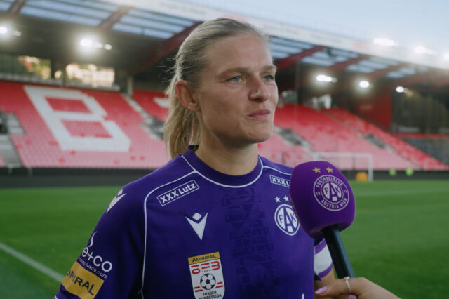 Carina Wenninger im Interview bei Viola TV nach dem Spiel SK Brann vs. Austria Wien