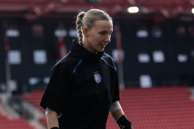 Jasmin Pal beim Abschlusstraining im Brann Stadion