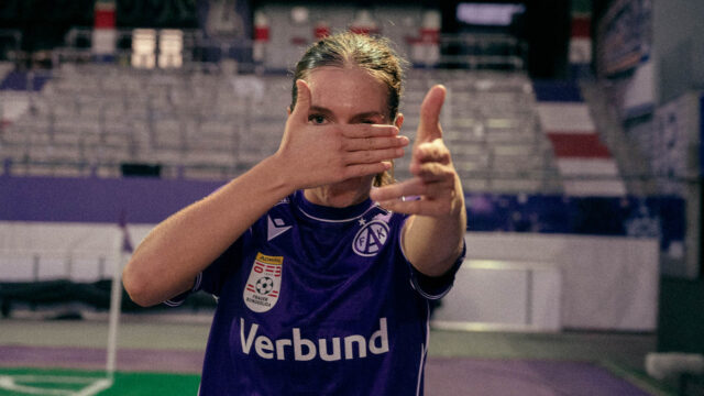 Modesta Uka jubelt im Spiel gegen den SK Brann