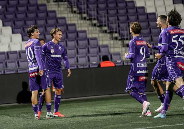 Jubelfoto der Young Violets nach dem 1:0 gegen Sturm Graz II